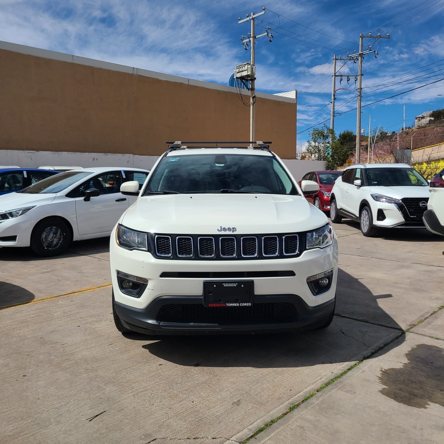 2019 Jeep USADOS JEEP COMPASS LATITUD AUT MOTOR